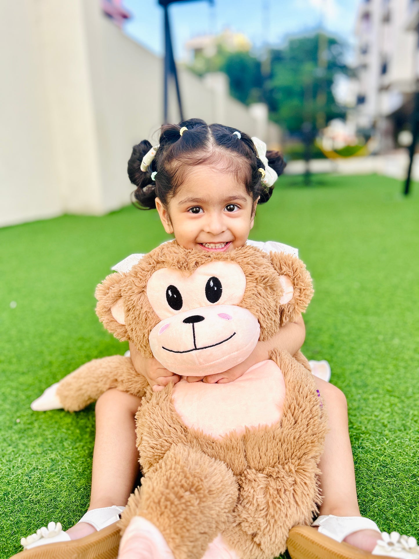 Cheeky Chimp – Big Monkey Plush Toy (60 cm)